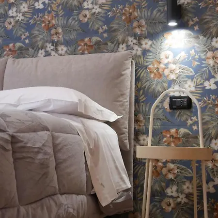 Bed & Breakfast Palazzo Ferrara 1952 Naples
