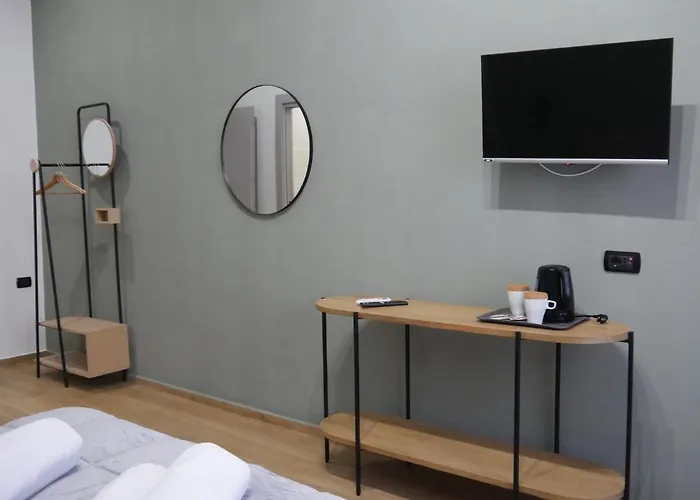 Palazzo Ferrara 1952 4*