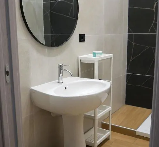 Palazzo Ferrara 1952 ベッド・アンド・ブレックファスト 4*